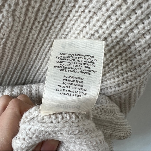 (SOLD ON FB) ARITZIA WILFRED Cortado Cardigan - Picture 8 of 8